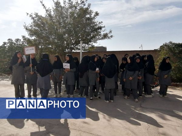 المپیاد ورزشی درون مدرسه ای در دبیرستان حاج مهدی روحانی خلیل آباد 