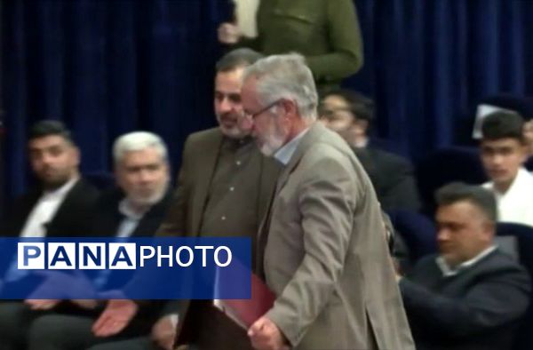  رئیس جمهور وارد بام ایران شد