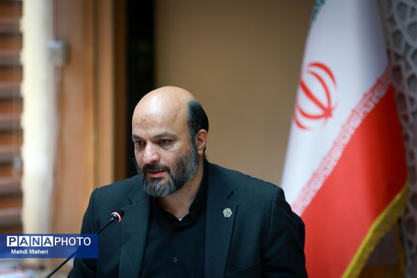 آیین انعقاد تفاهم‌نامه احداث و تجهیز مدارس از محل مسئولیت اجتماعی