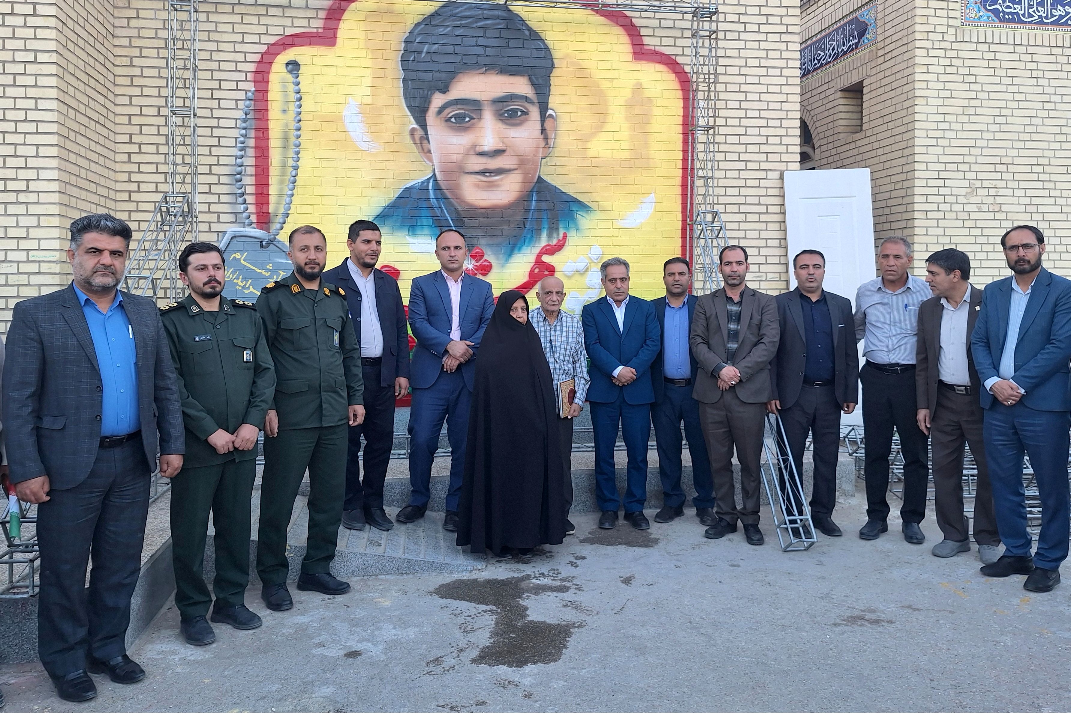 ایین بزرگداشت دانشآموز شهید حمله تروریستی شاهچراغ(ع)