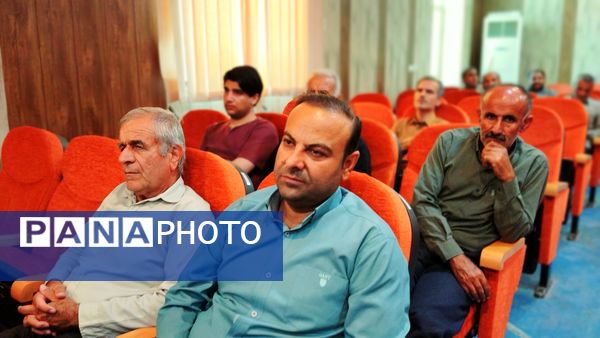 نشست مبلغان‌ و هیات‌های عزاداری شهرستان لنده در آستانه ماه محرم