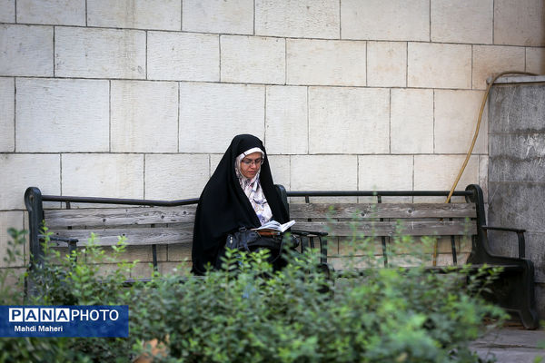 مراسم دعای عرفه در دانشگاه تهران