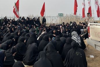 سفر دانش‌آموزان اشکذر به سرزمین لاله‌های همیشه زنده