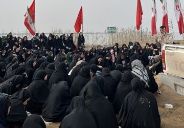 سفر دانش‌آموزان اشکذر به سرزمین لاله‌های همیشه زنده