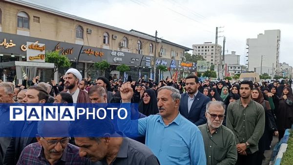 مردم محمودآباد به استقبال شهید سرافراز سعید محمودی رفتند