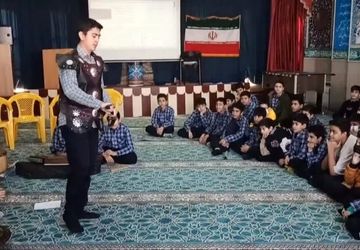 هفته «ماها» جلوه ای از هنرمندی دانش آموزان دبیرستان زنده یاد مظهری 