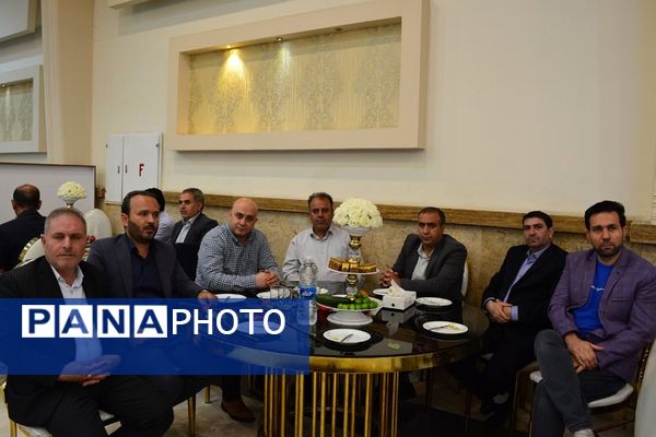 برگزاری مراسم گرامیداشت مقام معلم در بهارستان‌دو