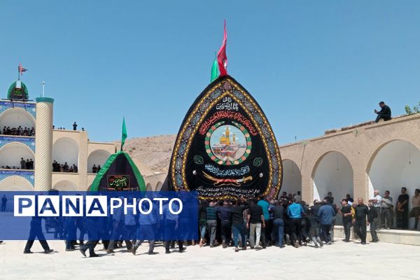  جلوه‌هایی از عزاداری مردم بنادکوک در روز شهادت امام رضا(ع)