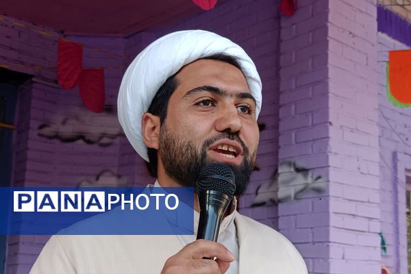 نغمه‌های قرآنی در دل دختران دبستان میقات بهارستان دو طنین‌انداز شد