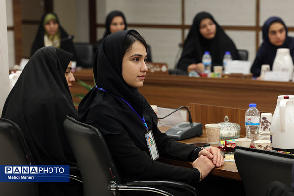 اولین نشست کارگروه تدوین سند دوازدهمین دوره مجلس دانش‌آموزی

