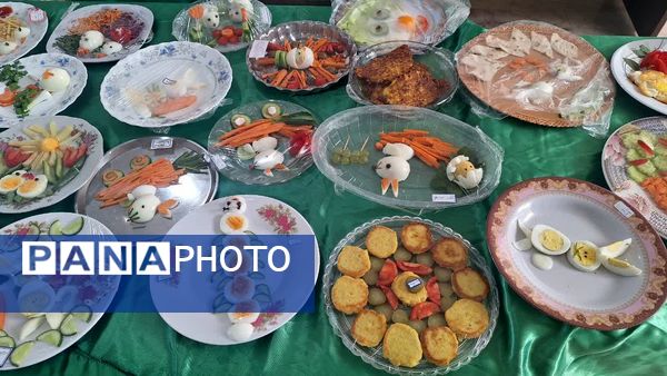 برگزاری روز جهانی تخم‌مرغ در دبستان دخترانه شهید جمیله کریمی شهرستان زارچ 