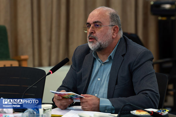 نشست خبری تبیین سند ملی کودک و نوجوان و هفته ملی کودک