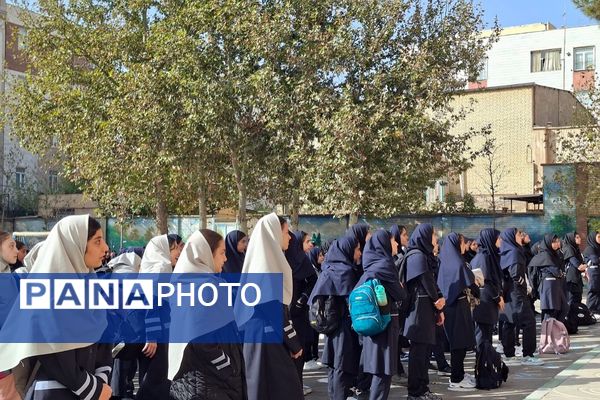 آغاز سال تحصیلی جدید در دبیرستان زینبیه۲
