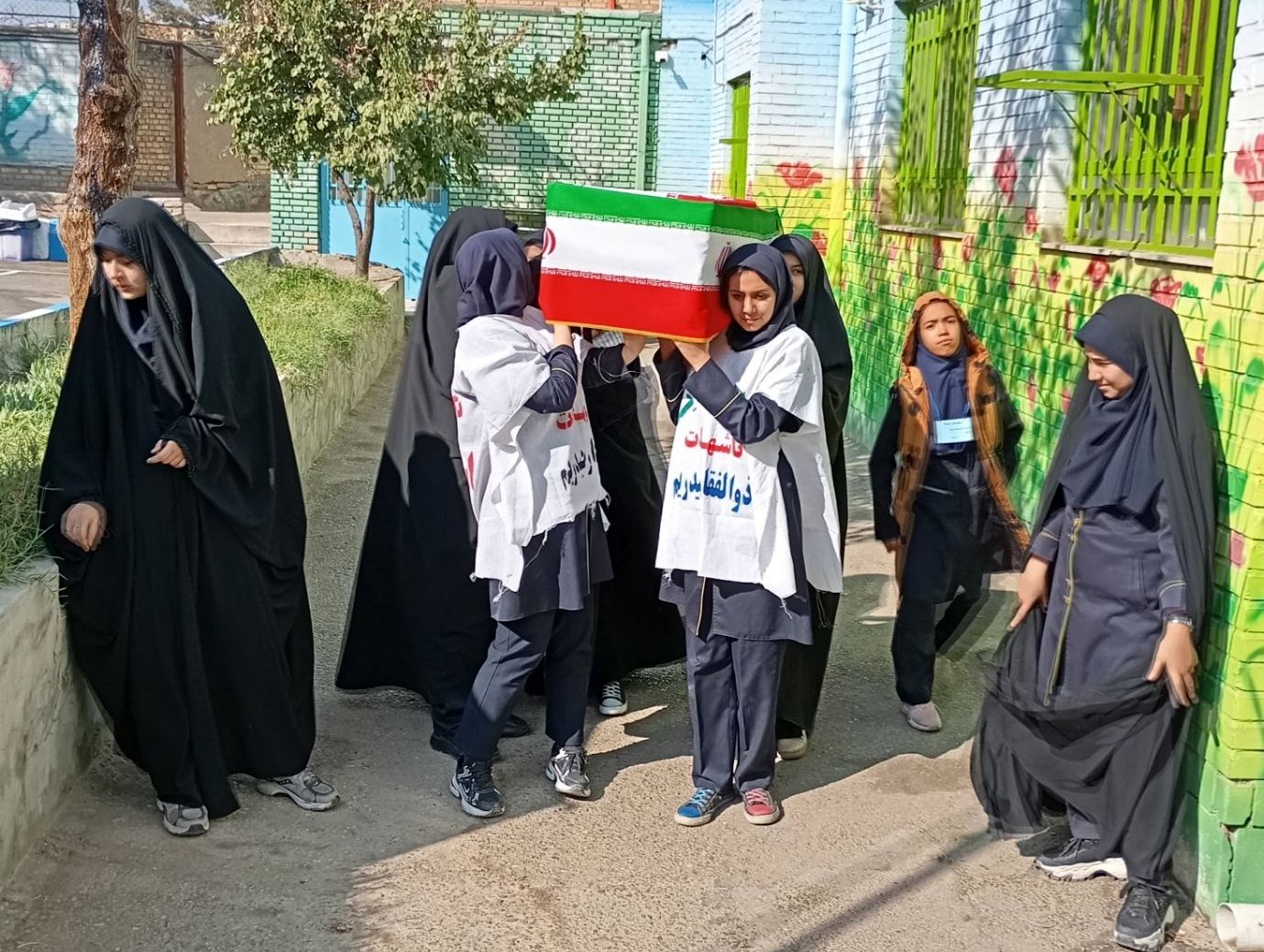 عزاداری حضرت فاطمه ( س ) در دبیرستان دخترانه فضه