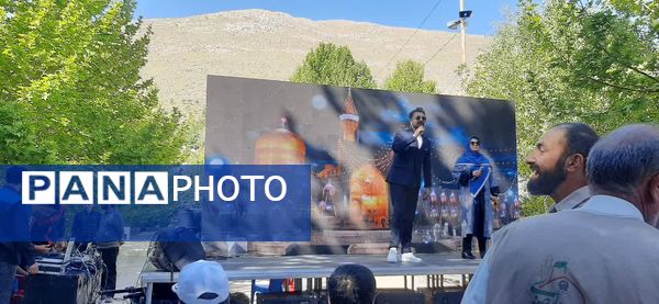 همایش پیاده‌روی خانوادگی در شازند 