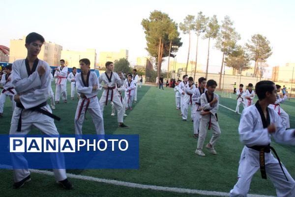 برنامه دانش‌آموزی شهر پویا در سمنان 