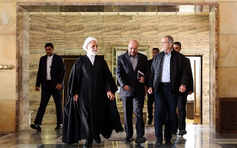حضور سران قوا در مراسم گرامیداشت شهدای اقتدار