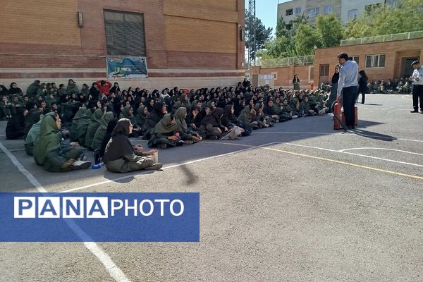 یادگیری ایمنی با قهرمانان آتش نشان