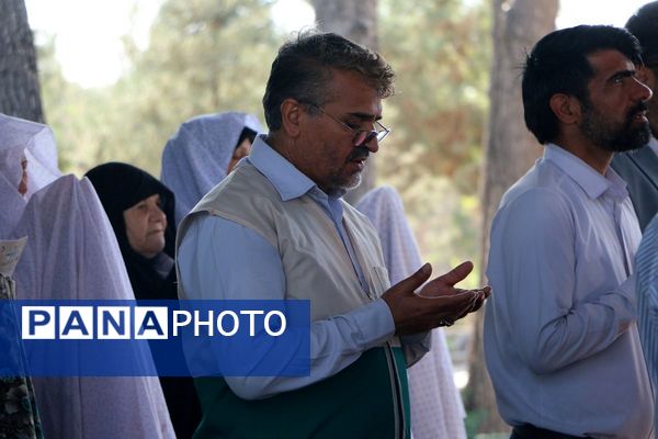 برگزاری باشکوه نماز عید سعید قربان در سطح شهرستان ملارد با حضور پرشور مردم