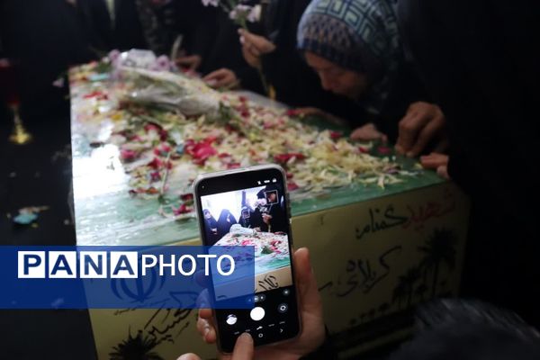 پیکر شهید گمنام در مدارس دخترانه گرگان مورد استقبال قرار گرفت