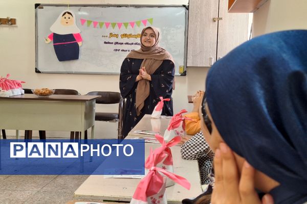 بازدید از مدرسه سعادت جهت برسی وضعیت ایمنی و بهداشت  براساس اصول آیین نامه بهداشت محیط مدارس