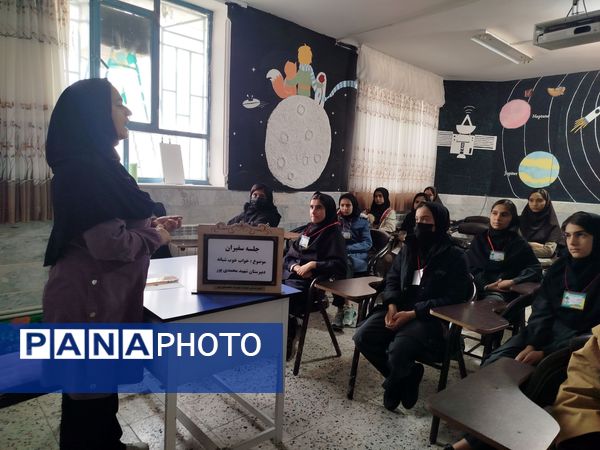 جلسه سفیران سلامت در دبیرستان شهید محمدی پور خلیل آباد 