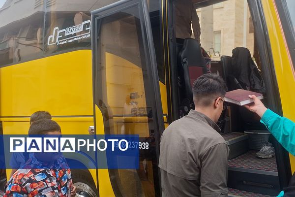 بزرگ مردان کوچک به سرزمین نور رهسپار شدند