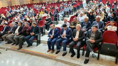 آیین تجلیل از اساتید و مدیران انجمن خوش‌نویسان شهرستان بروجن 