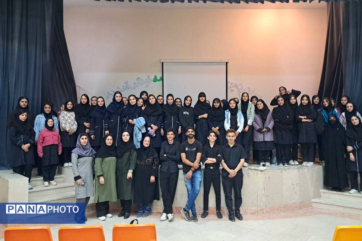 هفته ادبی-فرهنگی دبیرستان طلیعه