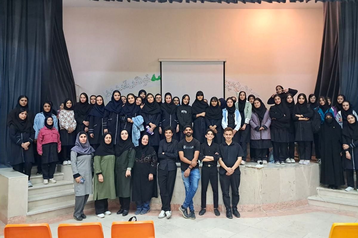 هفته ادبی-فرهنگی دبیرستان طلیعه