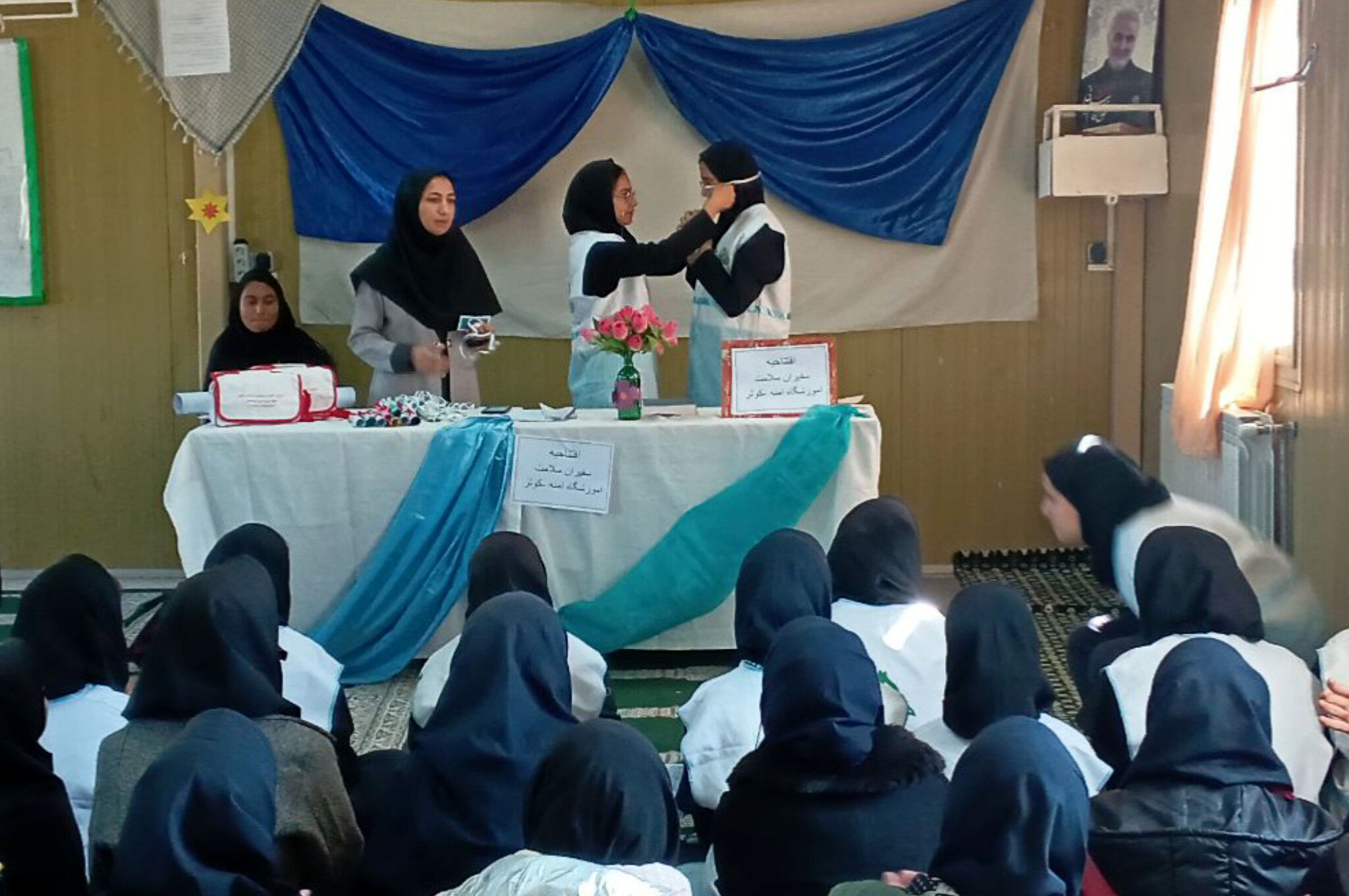 افتتاحیه سفیران سلامت در دبیرستان آمنه‌_کوثر شهرستان فیروزه