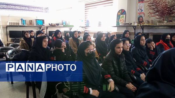سوگواره امام موسی کاظم (ع) در آموزشگاه فرزانگان ملارد 
