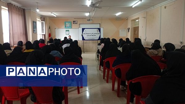 تقویت سواد حقوقی دانش‌آموزان با طرح «قاضی» در رزن