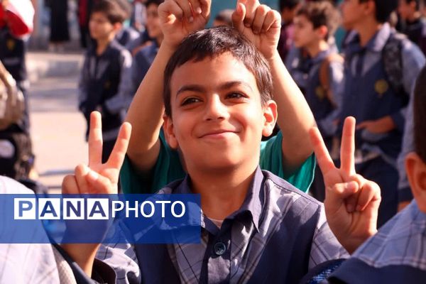 صبحگاه دانش‌آموزی در دبستان قلمچی گرگان