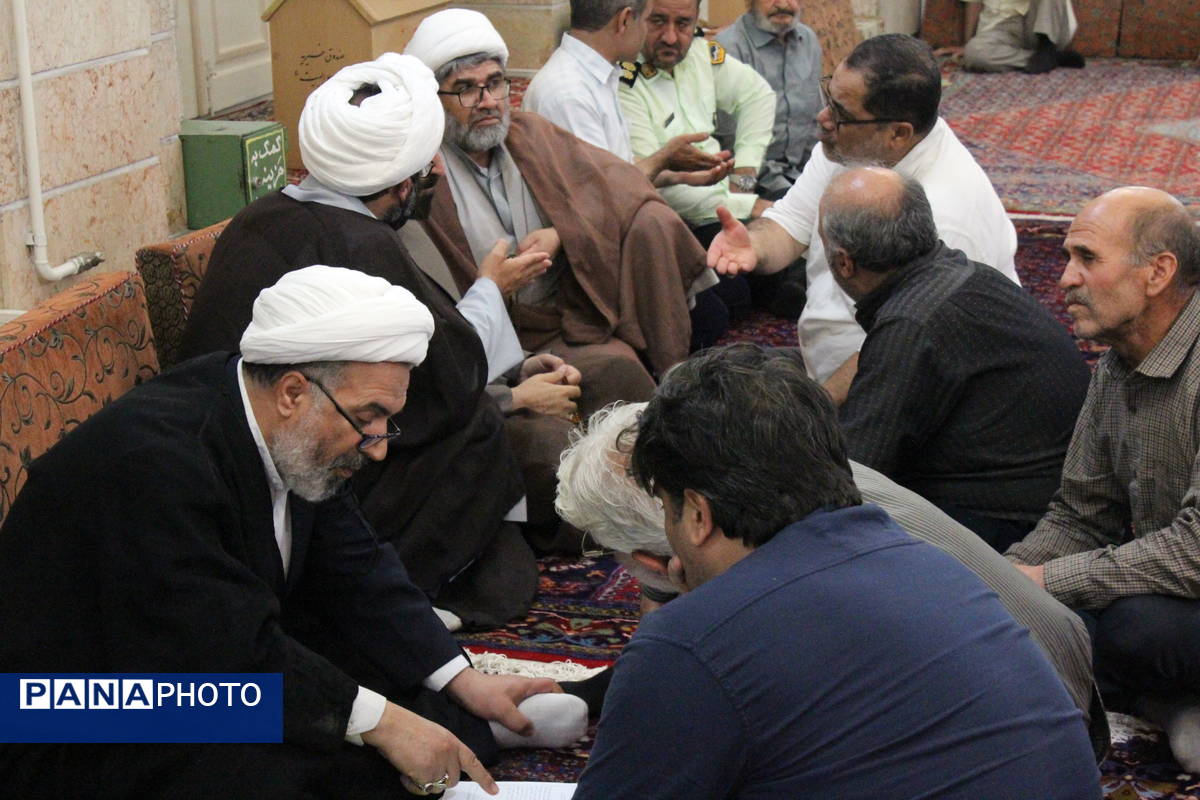 مسئولان قضایی زنجان پای درد دل مردم