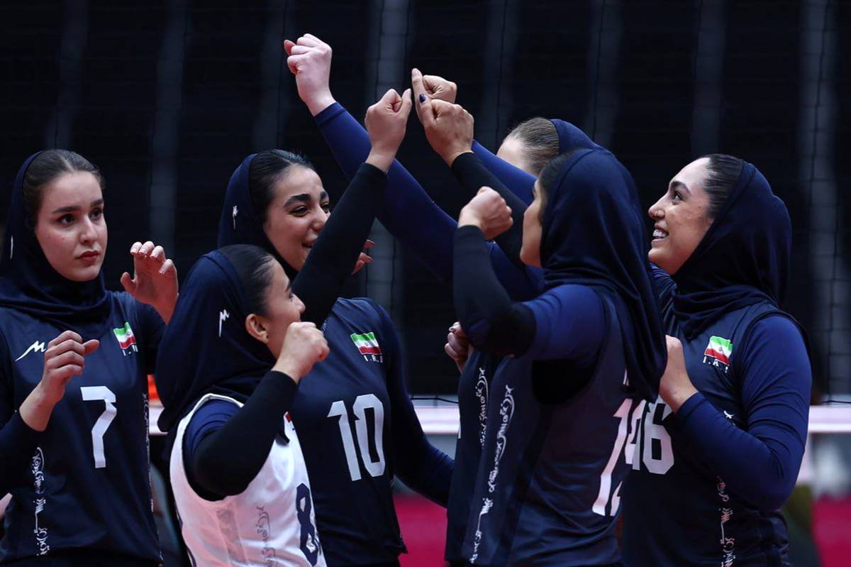 بانوان والیبالیست ایران برنزی شدند/ جایگاه سومی برای ایران