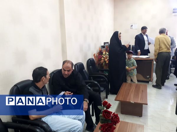 دیدار چهره به چهره فرماندار و مدیران شهرستان سملقان با مردم به‌مناسبت هفته دولت
