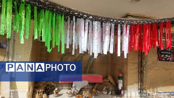 افتتاح نمایشگاه نبرد ناتمام در دبیرستان صدرا ابرکوه