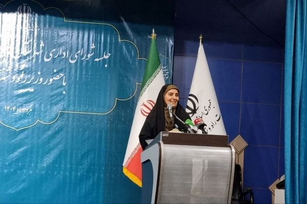 وزیر راه و شهرسازی: تامین اعتبار خط ریلی جنوب کرمان پیگیری می‌شود