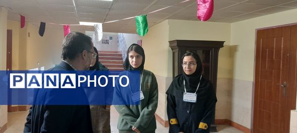 مراسم هفته کتاب و کتابخوانی در دبیرستان فرزانگان استعداد درخشان شهرستان ملارد