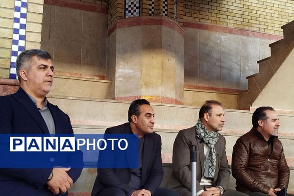 حضور دانش‌آموزان ابتدایی ناحیه دو شهرری در مسابقات فوتسال