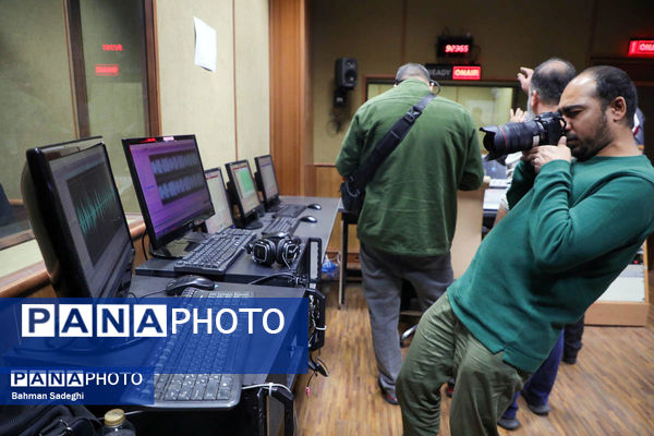 افتتاحیه رادیو مقاومت