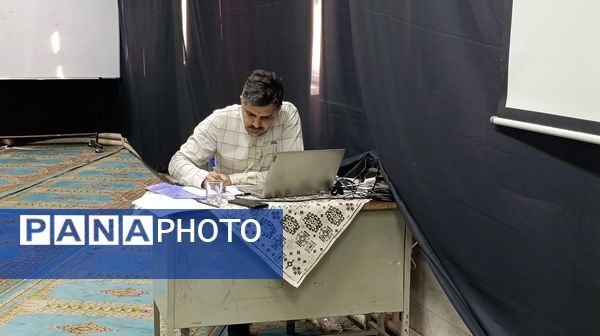 بازدید معاون پرورشی و فرهنگی آموزش و پرورش استان خراسان رضوی از مسابقات قرآن،عترت و نماز در مرحله انتخابی کشور
