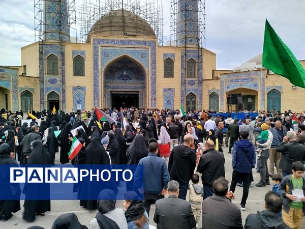مردم ملارد در حمایت از آرمان‌های فلسطین به خیابان‌ها آمدند 