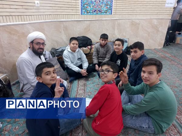 اعتکاف پسران نسل آفتاب