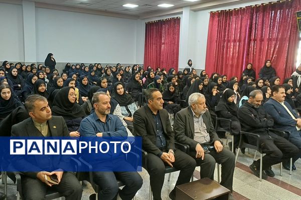 گرامیداشت هفته بسیج در دبیرستان قلم چی ناحیه دو شهرری 