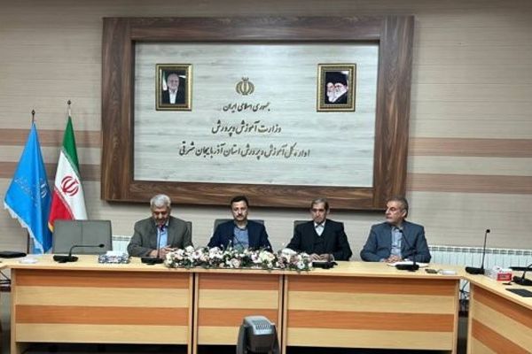 حمایت فرهنگیان آذربایجان شرقی از ۱۵۰ دانش‌آموز نیازمند کاشت حلزون با زکات فطریه