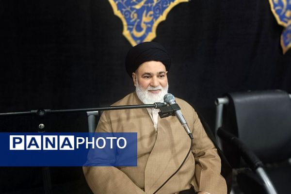 مراسم معنوی اعتکاف در مسجد اعظم حضرت ابوالفضل (ع) بهارستان دو