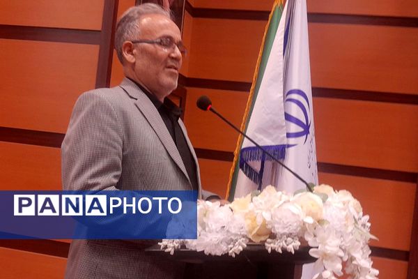  سمینار والدین سالم، فرزند سالم و آیین رونمایی از کتاب در جست‌وجوی تعامل