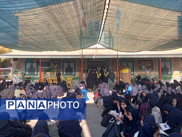 جشن  روز دانش آموز در دبیرستان دخترانه وکیلی 3(یغمای نیشابوری)